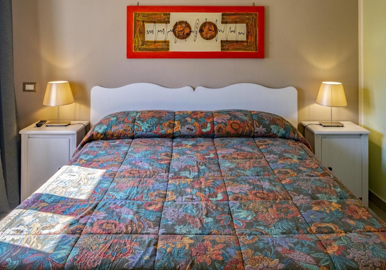 B&B San Trifone Adelfia Bagian luar foto