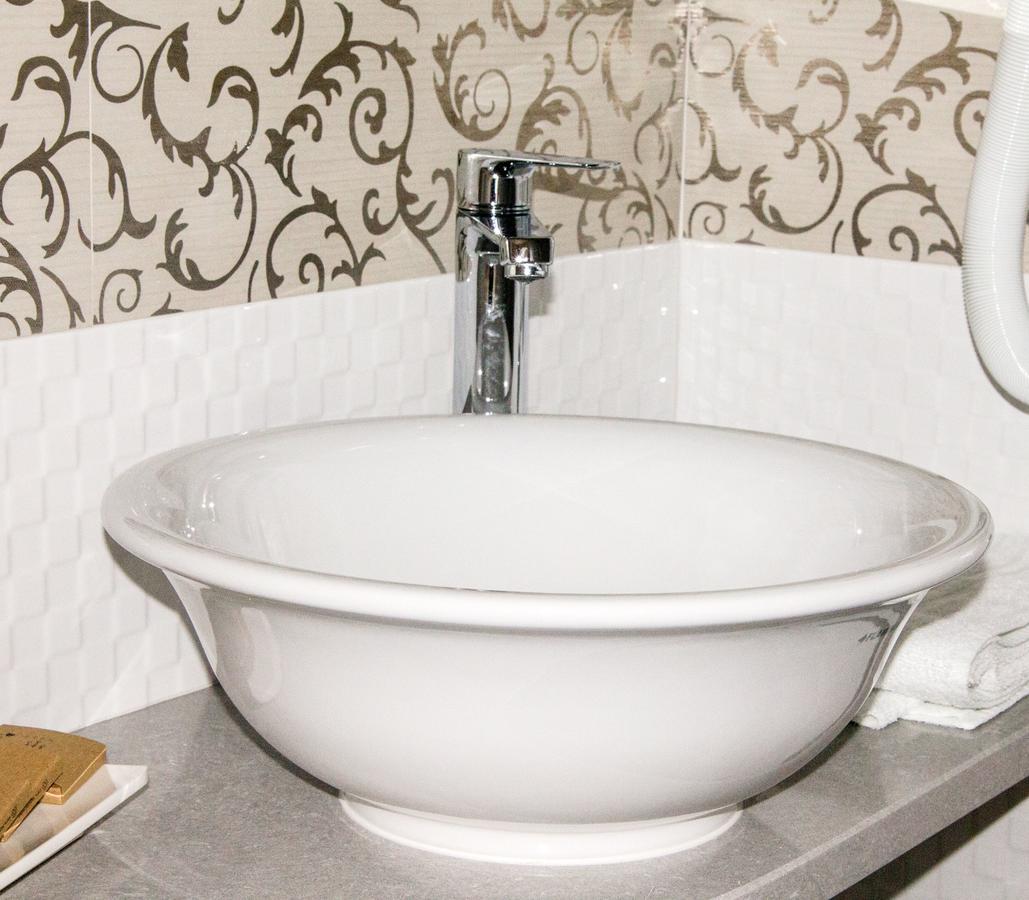 B&B San Trifone Adelfia Bagian luar foto